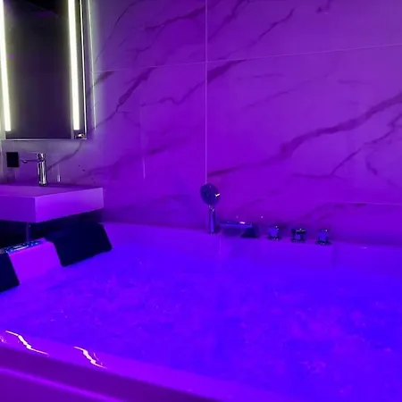 Penthouse Manhattan Jacuzzi Balneo Luxe *
