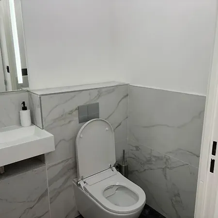 Penthouse Manhattan Jacuzzi Balneo Luxe Apartment